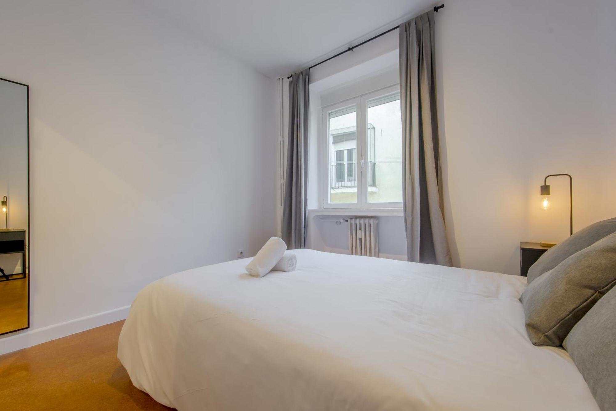 Classic Apt 7Pax En La Latina-Centro De Madrid Ngoại thất bức ảnh