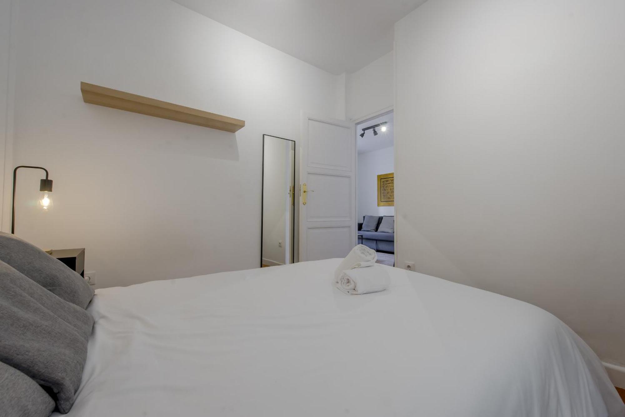 Classic Apt 7Pax En La Latina-Centro De Madrid Ngoại thất bức ảnh