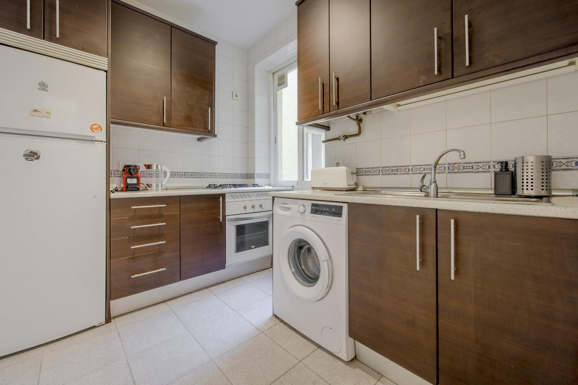Classic Apt 7Pax En La Latina-Centro De Madrid Ngoại thất bức ảnh